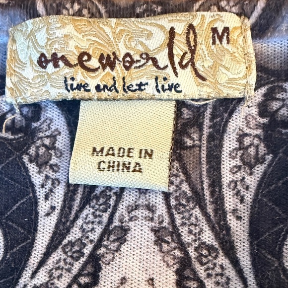 One World Live and Let Live Studded 3/4 Sleeve Top Women's Size Medium - Picture 8 of 15